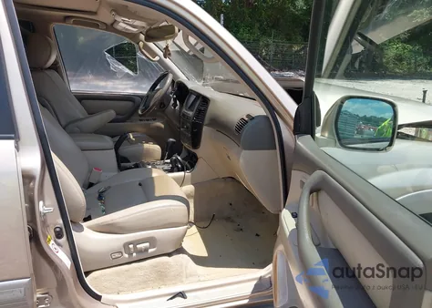 2005 Toyota Land Cruiser V8 from USA, damaged, VIN JTEHT05J052076580